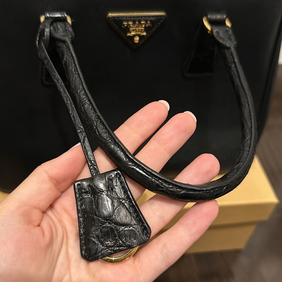 Prada Galleria Double Zip Tote Crocodile - Picture 3 of 7